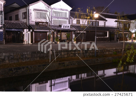 [Okayama Prefecture] Night view of the cityscape of Kurashiki Bikan district 27425671
