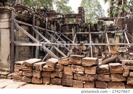 The Bayon temple in the Angkor remains group Collapse dangerous place The Bayon temple in the Angkor remains group Collapse dangerous place 27427667
