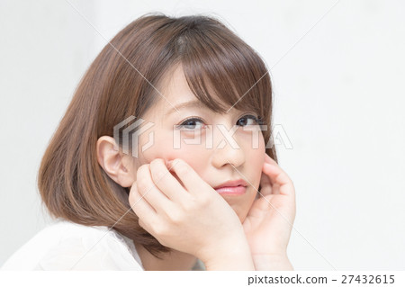 Women worried 27432615