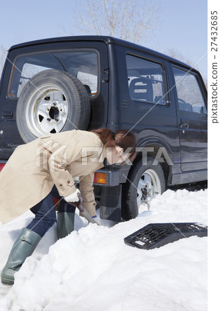 雪路救援 雪路救援 27432685