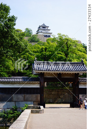 Marugamei噴泉入口門和城堡塔 Marugamei噴泉入口門和城堡塔 27433534