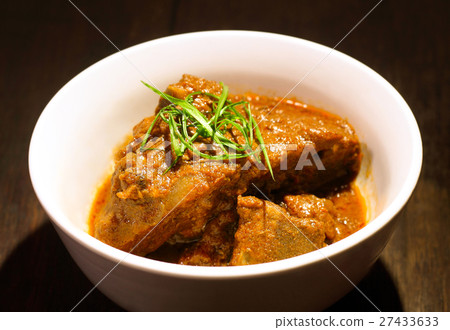 spicy meat dish 27433633
