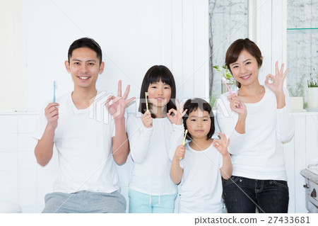 Family (toothpaste) 27433681