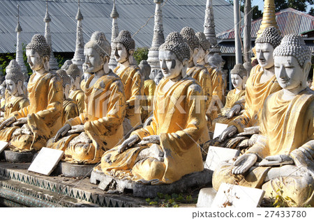 Old stone statue of Buddha, Bodhi Tataung, Myanmar 27433780