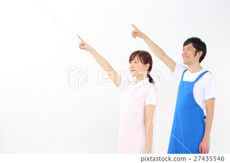 男性男性/女性幫手圖像 27435546