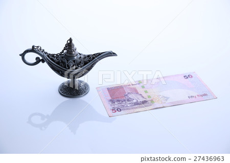 qatar money 27436963