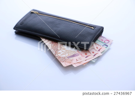 qatar money qatar money 27436967