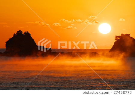 海霧簡單的日出和海洋霧Kushimoto cho田原 27438773