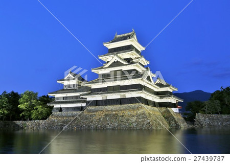Matsumoto Castle 27439787