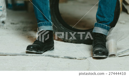 Black leather men's shoes stylish and classic Black leather men's shoes stylish and classic 27444410