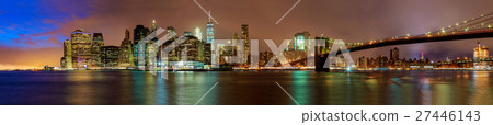 Night view of the Brooklyn Bridge in New York City Night view of the Brooklyn Bridge in New York City 27446143