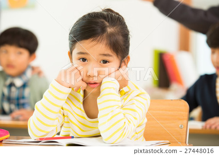 Young Student Looking Lost In Class 27448016