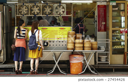 Taiwan Women's Journey Gourmet 27454426