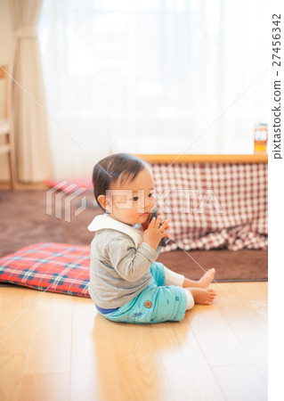 younger, 1 year old, baby 27456342