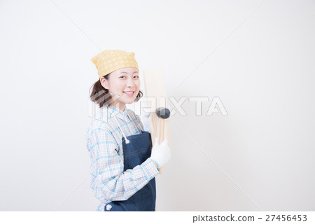 DIY female 27456453