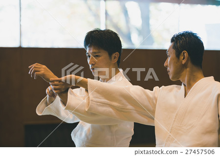 合氣道 人 人物 27457506