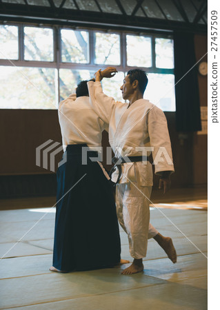 合氣道 人 人物 27457509