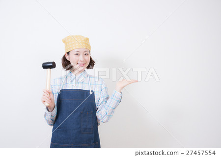 DIY female DIY female 27457554