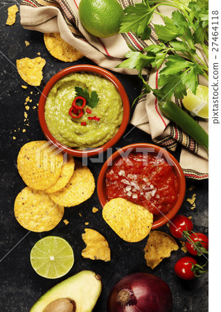 Green Homemade Guacamole with Tortilla Chips Green Homemade Guacamole with Tortilla Chips 27464118