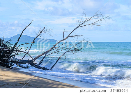 Sea and blue sky during the rainy season 27465934