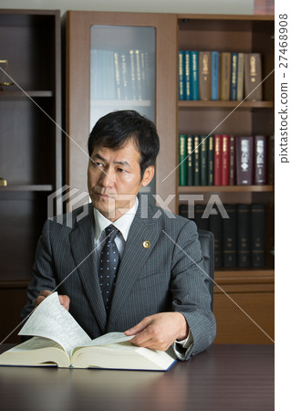 Lawyer Image Lawyer Image 27468908