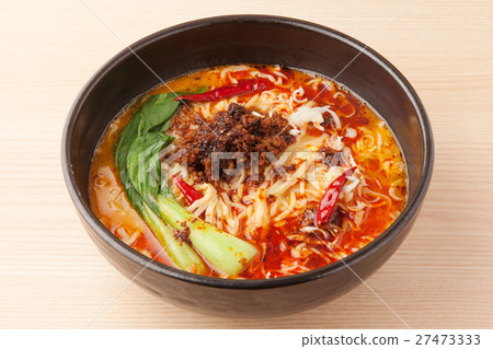 Bamboo noodles 27473333