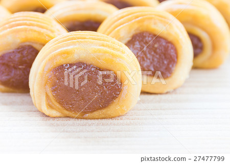 Close up Pineapple pie Close up Pineapple pie 27477799