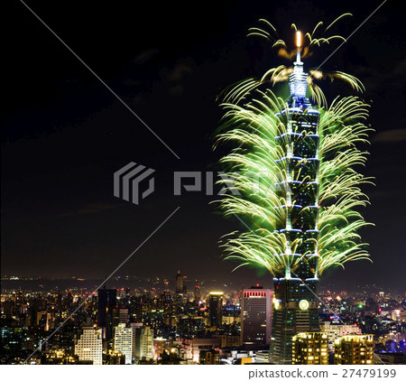 2017 台北101大樓跨年煙火 2017 台北101大樓跨年煙火 27479199