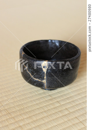 經過的黑抹茶碗（垂直位置） 27480980