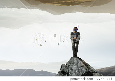 Businessman diving from top 27482741