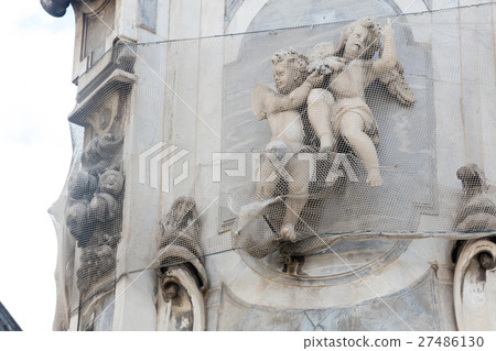 Obelisk in New Jesus square 27486130