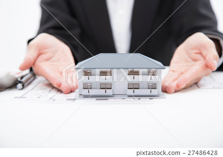 Real estate image 27486428