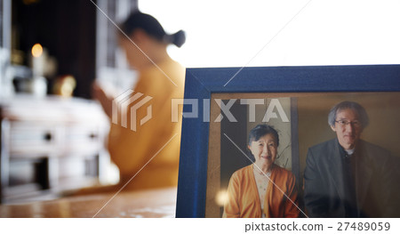 Elderly people living alone Photos memories 27489059
