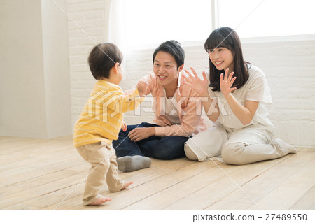 年輕家庭生活方式圖像 27489550
