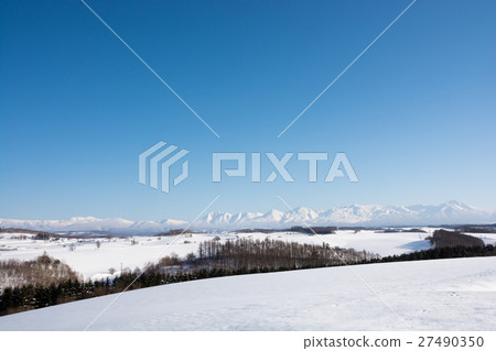 The Tokachidake mountains and the blue sky The Tokachidake mountains and the blue sky 27490350