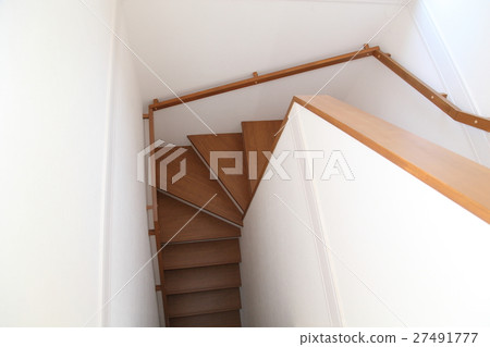 樓梯台階內部圖像 27491777