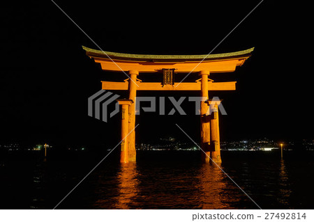 Miyajima Itsukushima Shrine Night's Otorii seen from the front side, Hiroshima Prefecture 27492814