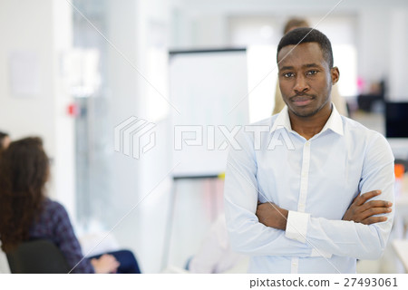 Multi ethnic business people, entrepreneur Multi ethnic business people, entrepreneur 27493061