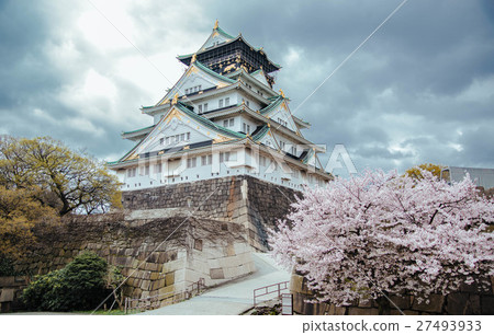 Osaka Castle  27493933