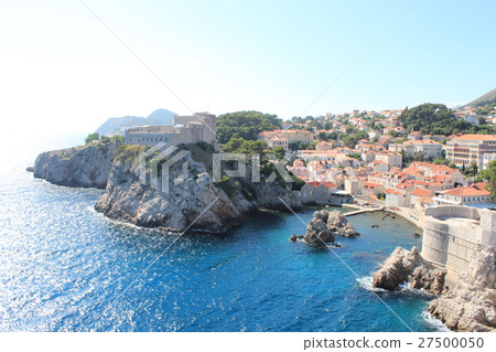 The beautiful cityscape of Dubrovnik and the Adriatic Sea 27500050