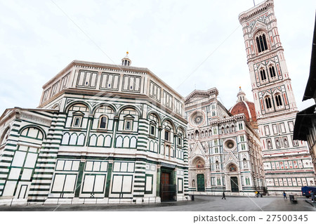 Baptistery and Florence Duomo with tower n morning Baptistery and Florence Duomo with tower n morning 27500345