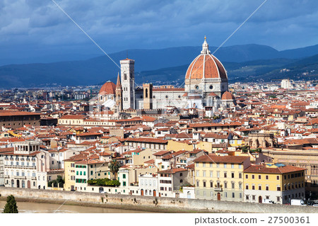 skyline of Florence city with Duomo 27500361