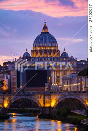 The Papal Basilica of St. Peter in Vatican city The Papal Basilica of St. Peter in Vatican city 27502037