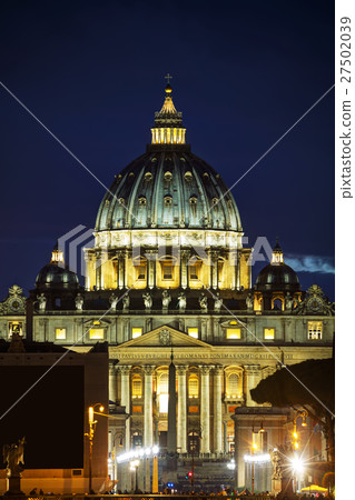The Papal Basilica of St. Peter in Vatican city The Papal Basilica of St. Peter in Vatican city 27502039