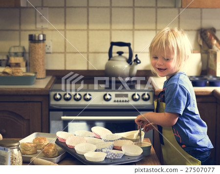 Kid Cooking Class Baking Concept 27507077