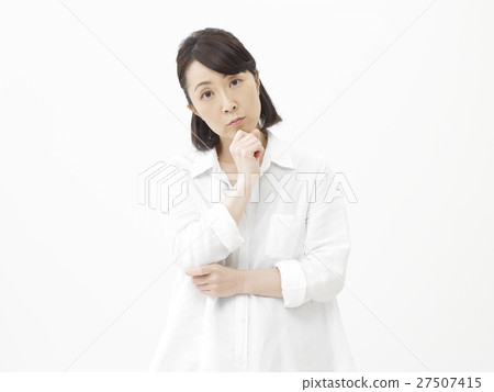 Think middle women Think middle women 27507415