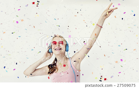 Young Woman Positive Expression Concept 27509075