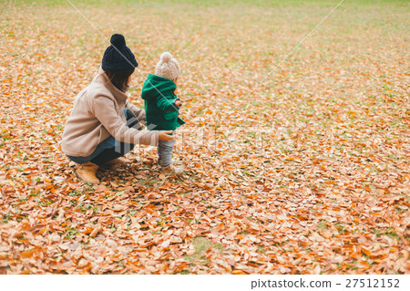 baby, infant, childcare 27512152