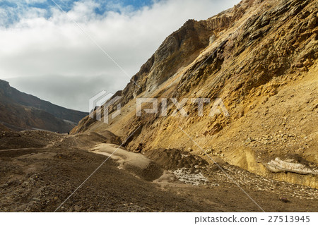 Climbing to active volcano Mutnovsky on Kamchatka. 27513945