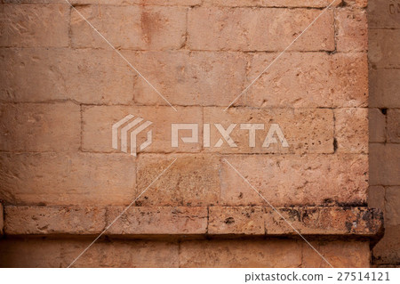 在吳哥紀念碑組恢復Prasat-Kravan寺廟後的磚 27514121